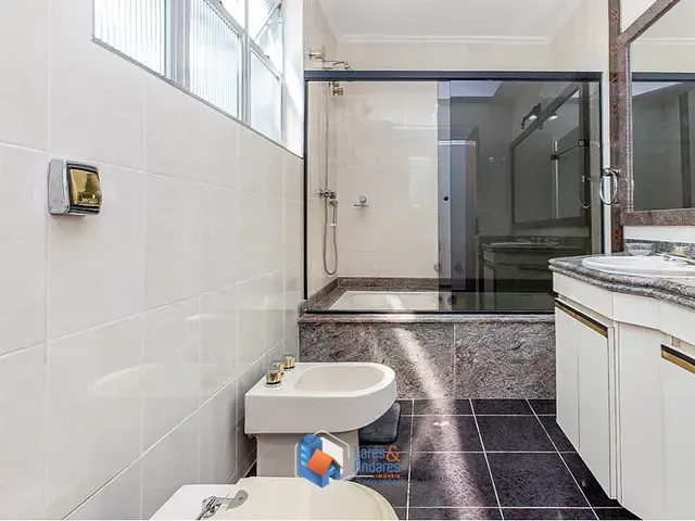 Casa 3 quartos e 3 banheiros, à venda, no bairro Alto da Boa Vista em São Paulo