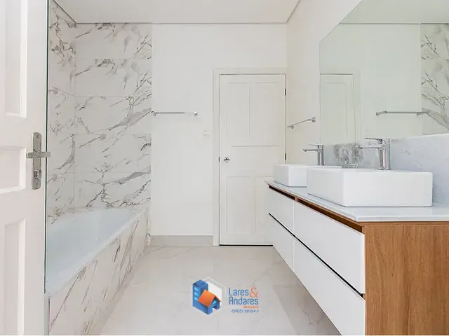 Casa 4 quartos e 3 banheiros, à venda, no bairro Vila Cruzeiro em São Paulo