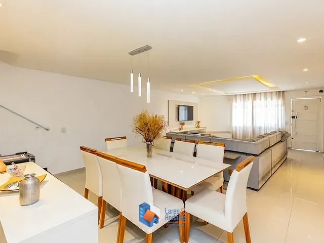 Casa 3 quartos e 4 banheiros, à venda, no bairro Vila Gumercindo em São Paulo