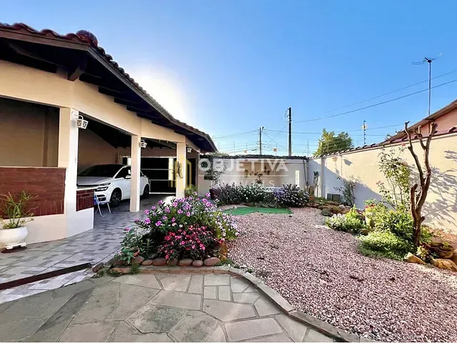 Casa 3 quartos e 3 banheiros, à venda, no bairro Harmonia em Canoas
