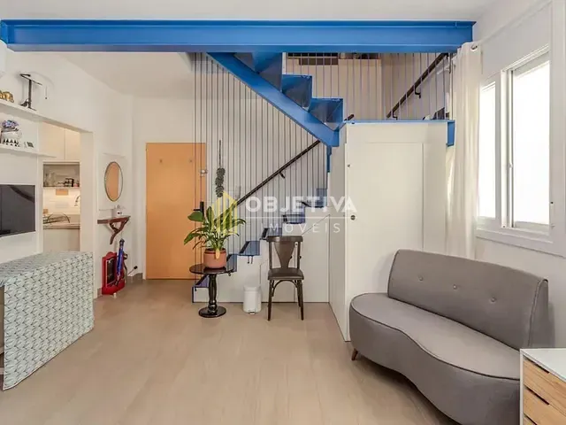 Cobertura / Penthouse 1 quarto e 2 banheiros, à venda, no bairro Cidade Baixa em Porto Alegre