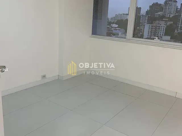 Sala à venda, no bairro Independência em Porto Alegre
