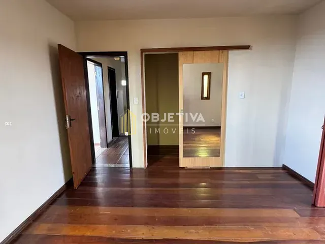 Casa 3 quartos e 1 banheiro, à venda, no bairro Jardim Leopoldina em Porto Alegre