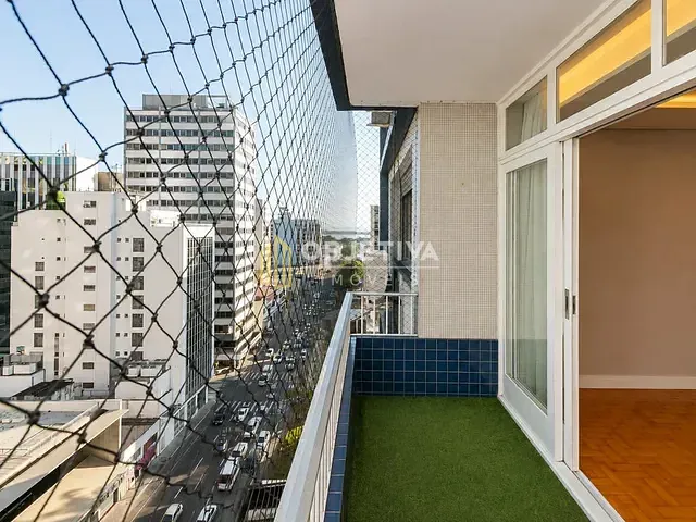 Apartamento 3 quartos e 2 banheiros, à venda, no bairro Centro Histórico em Porto Alegre