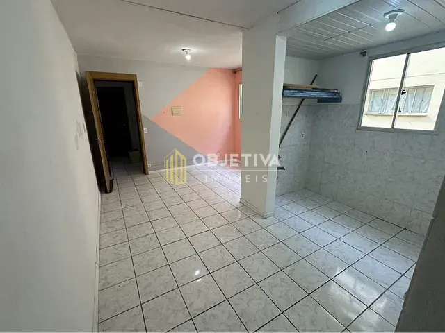 Apartamento 2 quartos e 1 banheiro, à venda, no bairro Guajuviras em Canoas
