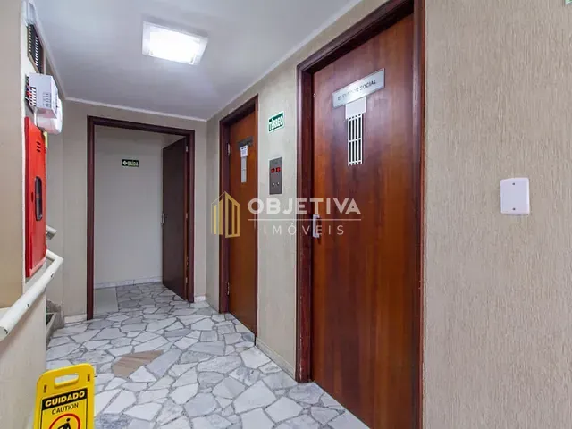 Apartamento 3 quartos e 3 banheiros, à venda, no bairro Jardim Lindóia em Porto Alegre