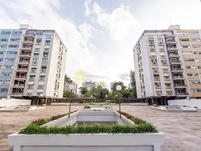 Apartamento 3 quartos e 3 banheiros, à venda, no bairro Jardim Lindóia em Porto Alegre