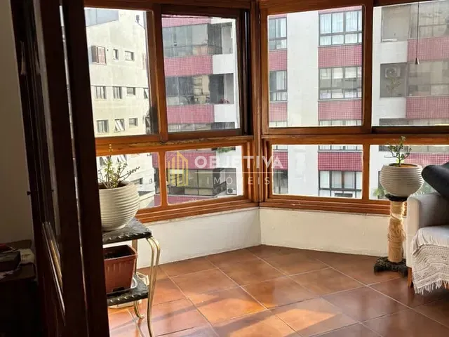 Apartamento 3 quartos e 3 banheiros, à venda, no bairro Jardim Lindóia em Porto Alegre