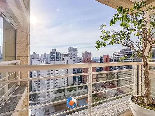 Apartamento 4 quartos e 7 banheiros, à venda, no bairro Moema em São Paulo