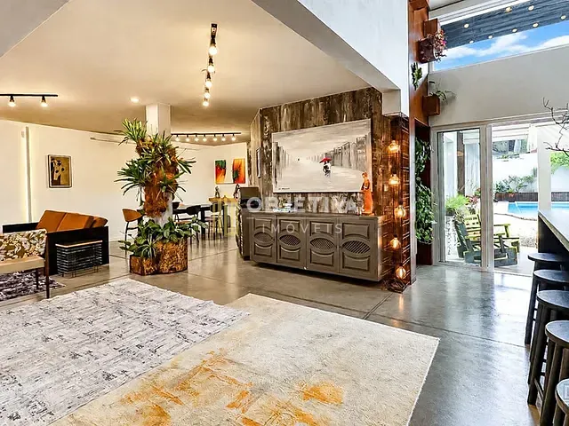 Casa 4 quartos e 3 banheiros, à venda, no bairro Ipanema em Porto Alegre