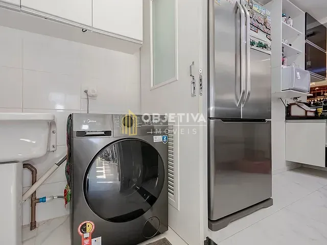 Casa 4 quartos e 5 banheiros, à venda, no bairro Lomba do Pinheiro em Porto Alegre