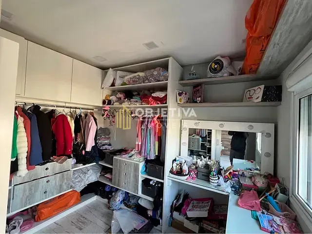 Casa 3 quartos e 3 banheiros, à venda, no bairro Lomba do Pinheiro em Porto Alegre