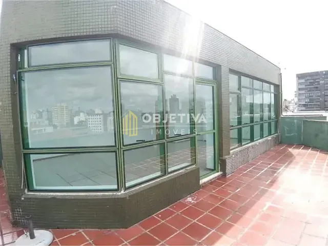 Sala à venda, no bairro Petrópolis em Porto Alegre