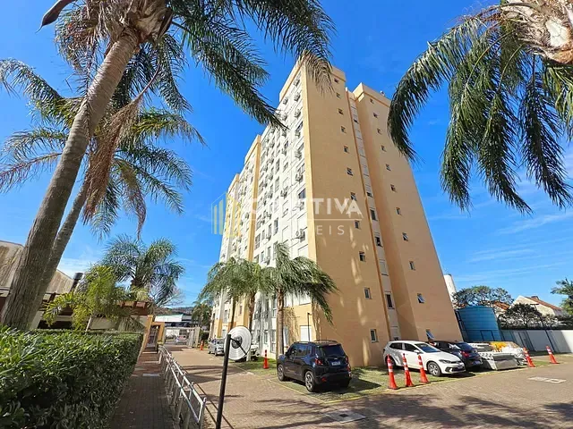 Apartamento 2 quartos e 2 banheiros, à venda, no bairro Cavalhada em Porto Alegre