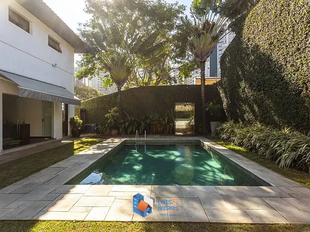 Casa 5 quartos e 7 banheiros, à venda, no bairro Butantã em São Paulo