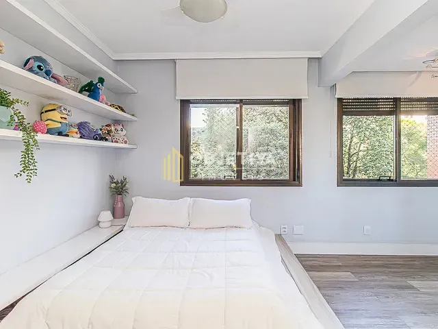 Apartamento 3 quartos e 4 banheiros, à venda, no bairro Petrópolis em Porto Alegre