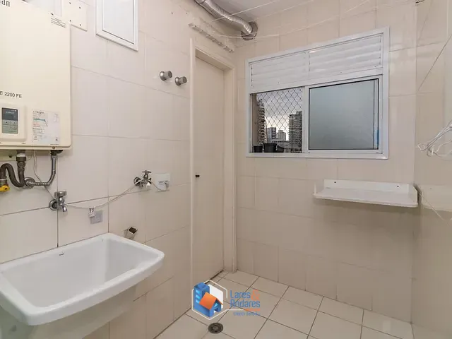 Apartamento 2 quartos e 2 banheiros, à venda, no bairro Moema em São Paulo