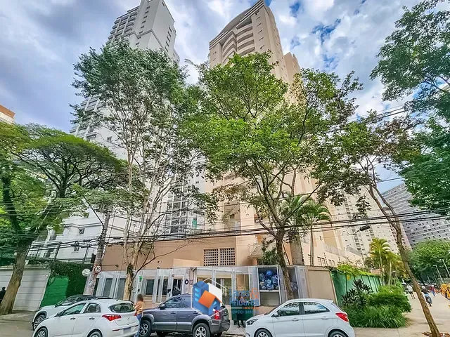 Apartamento 2 quartos e 2 banheiros, à venda, no bairro Moema em São Paulo
