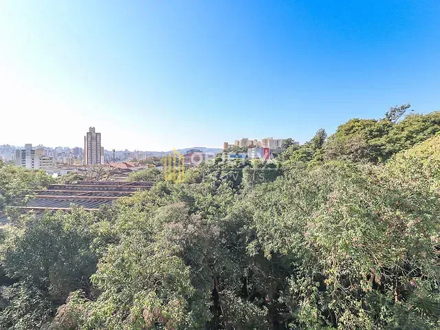 Apartamento 1 quarto e 1 banheiro, à venda, no bairro Santo Antônio em Porto Alegre