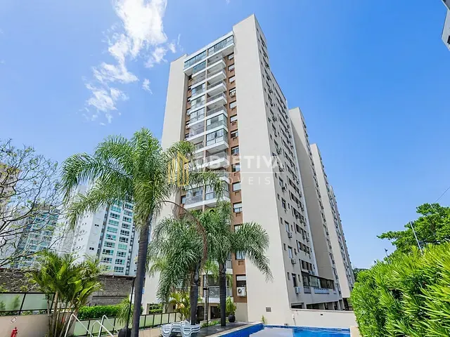 Apartamento 3 quartos e 2 banheiros, à venda, no bairro Passo da Areia em Porto Alegre