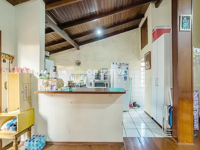 Casa 5 quartos e 5 banheiros, à venda, no bairro Centro em Canoas