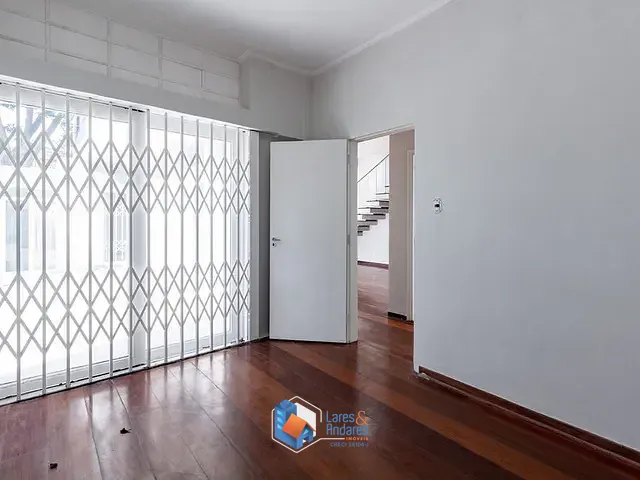 Loja à venda, no bairro Chácara Santo Antônio (Zona Sul) em São Paulo