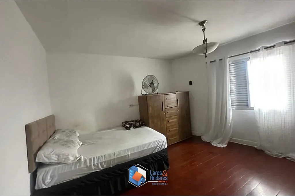 Casa, 3 quartos, 215 m² - Foto 2