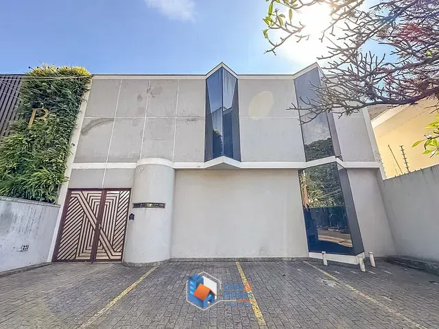 Loja à venda, no bairro Moema em São Paulo