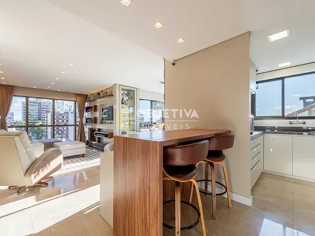 Apartamento 2 quartos e 4 banheiros, à venda, no bairro Rio Branco em Porto Alegre