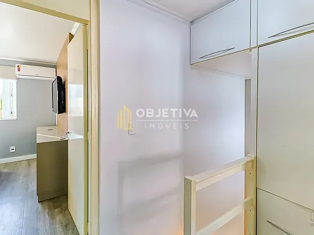 Casa 4 quartos e 3 banheiros, à venda, no bairro Jardim Itu em Porto Alegre