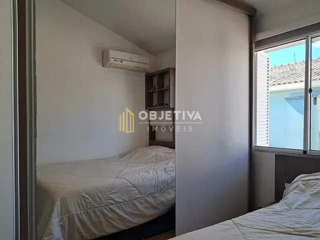 Casa 3 quartos e 4 banheiros, à venda, no bairro Humaitá em Porto Alegre