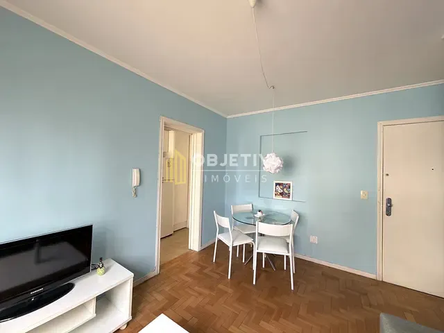 Apartamento 1 quarto e 1 banheiro, à venda, no bairro Menino Deus em Porto Alegre