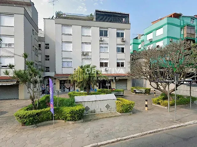 Loja à venda, no bairro Cristo Redentor em Porto Alegre