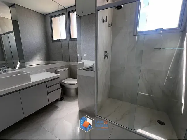 Apartamento 3 quartos e 6 banheiros, à venda, no bairro Real Parque em São Paulo