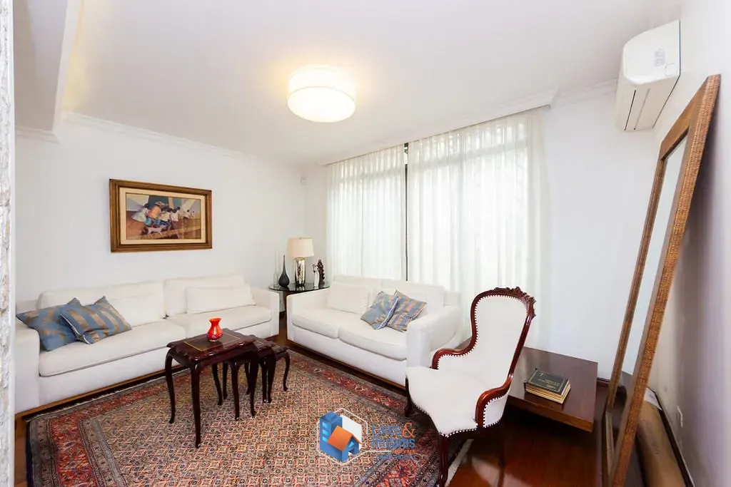 Casa, 4 quartos, 303 m² - Foto 1