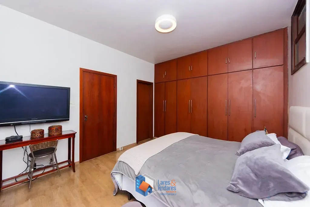 Casa, 4 quartos, 303 m² - Foto 42