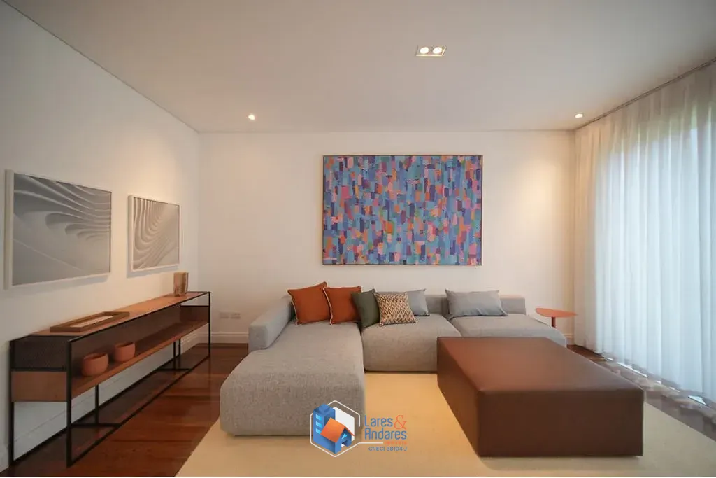 Casa, 4 quartos, 334 m² - Foto 1