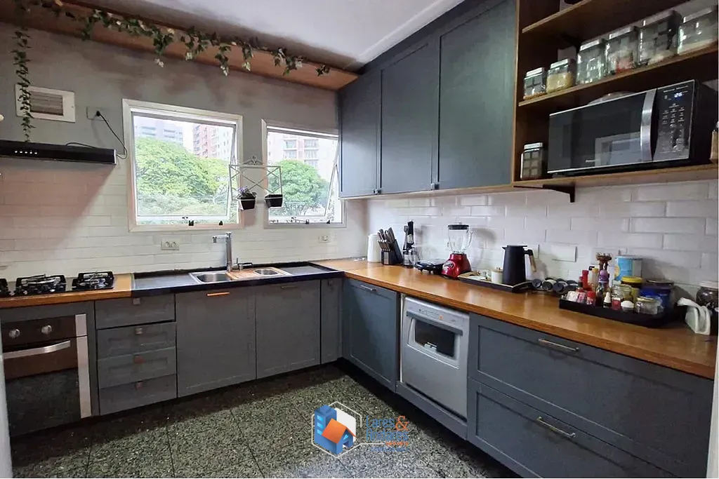 Apartamento, 3 quartos, 170 m² - Foto 2
