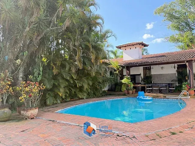 Casa 4 quartos e 5 banheiros, à venda, no bairro Jardim Morumbi em São Paulo