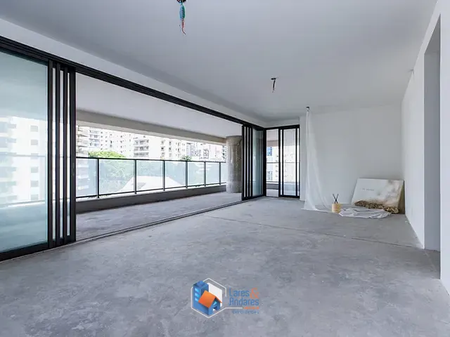 Apartamento 3 quartos e 5 banheiros, à venda, no bairro Campo Belo em São Paulo