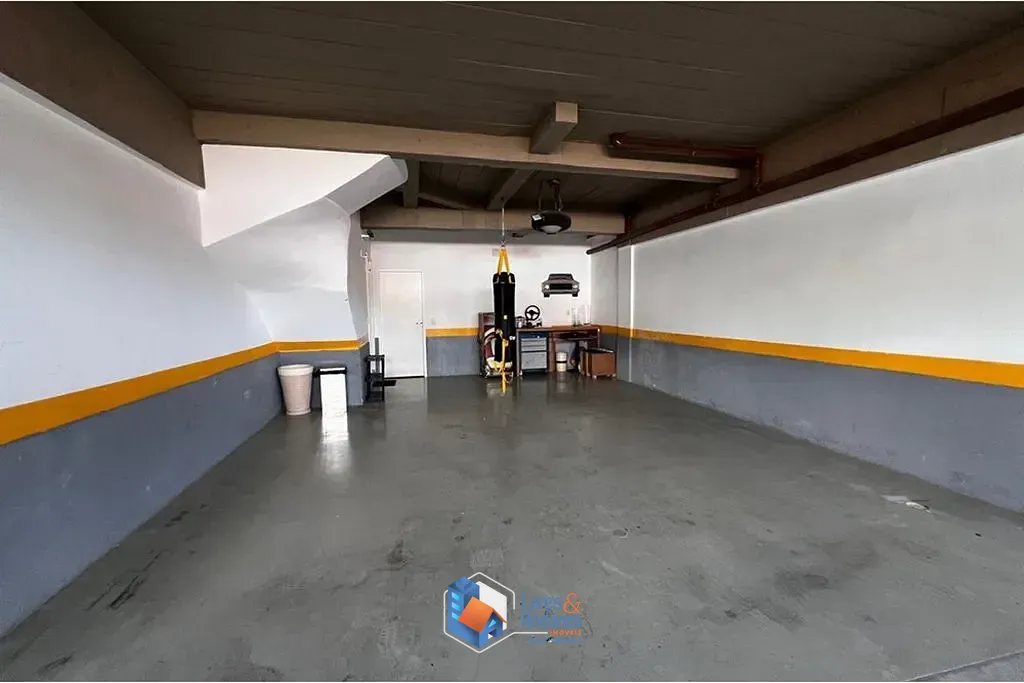 Casa, 3 quartos, 229 m² - Foto 28