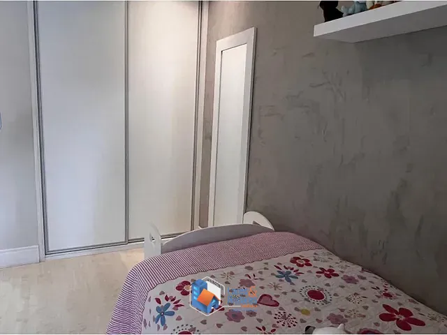 Casa 3 quartos e 4 banheiros, à venda, no bairro Jardim Londrina em São Paulo