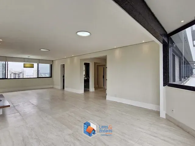 Apartamento 3 quartos e 4 banheiros, à venda, no bairro Morumbi em São Paulo