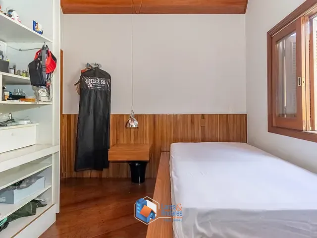 Casa 4 quartos e 4 banheiros, à venda, no bairro Jardim Marajoara em São Paulo