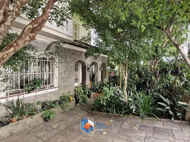 Casa 6 quartos e 8 banheiros, à venda, no bairro Cambuci em São Paulo
