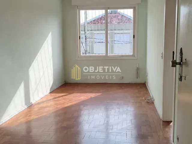 Apartamento 1 quarto e 1 banheiro, à venda, no bairro Vila Ipiranga em Porto Alegre