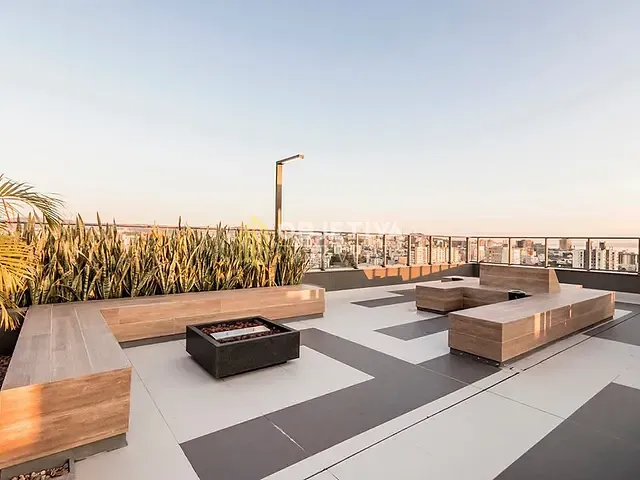 Studio 1 quarto e 1 banheiro, à venda, no bairro Cidade Baixa em Porto Alegre