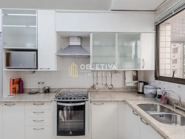 Apartamento 3 quartos e 6 banheiros, à venda, no bairro Mont Serrat em Porto Alegre