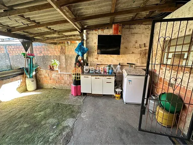 Casa 3 quartos e 1 banheiro, à venda, no bairro Harmonia em Canoas