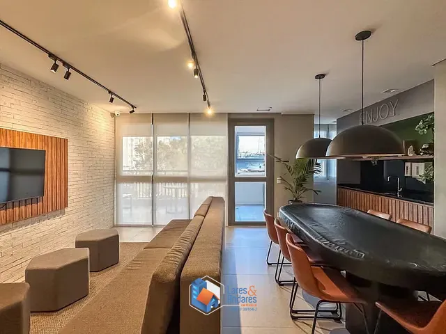 Apartamento 2 quartos e 2 banheiros, à venda, no bairro Vila Dom Pedro I em São Paulo